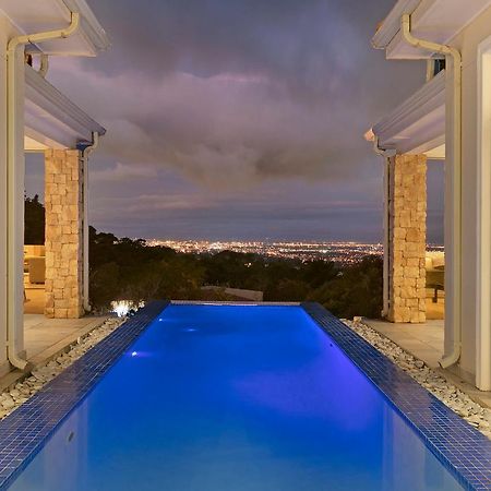 Luxury Serviced Mountain Villa In Constantia Cape Town Exterior foto