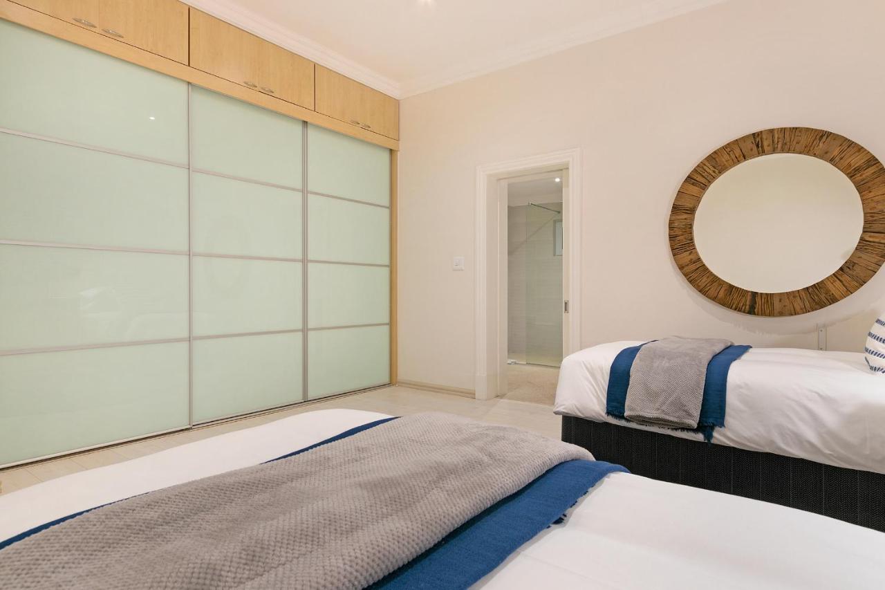 Luxury Serviced Mountain Villa In Constantia Cape Town Exterior foto