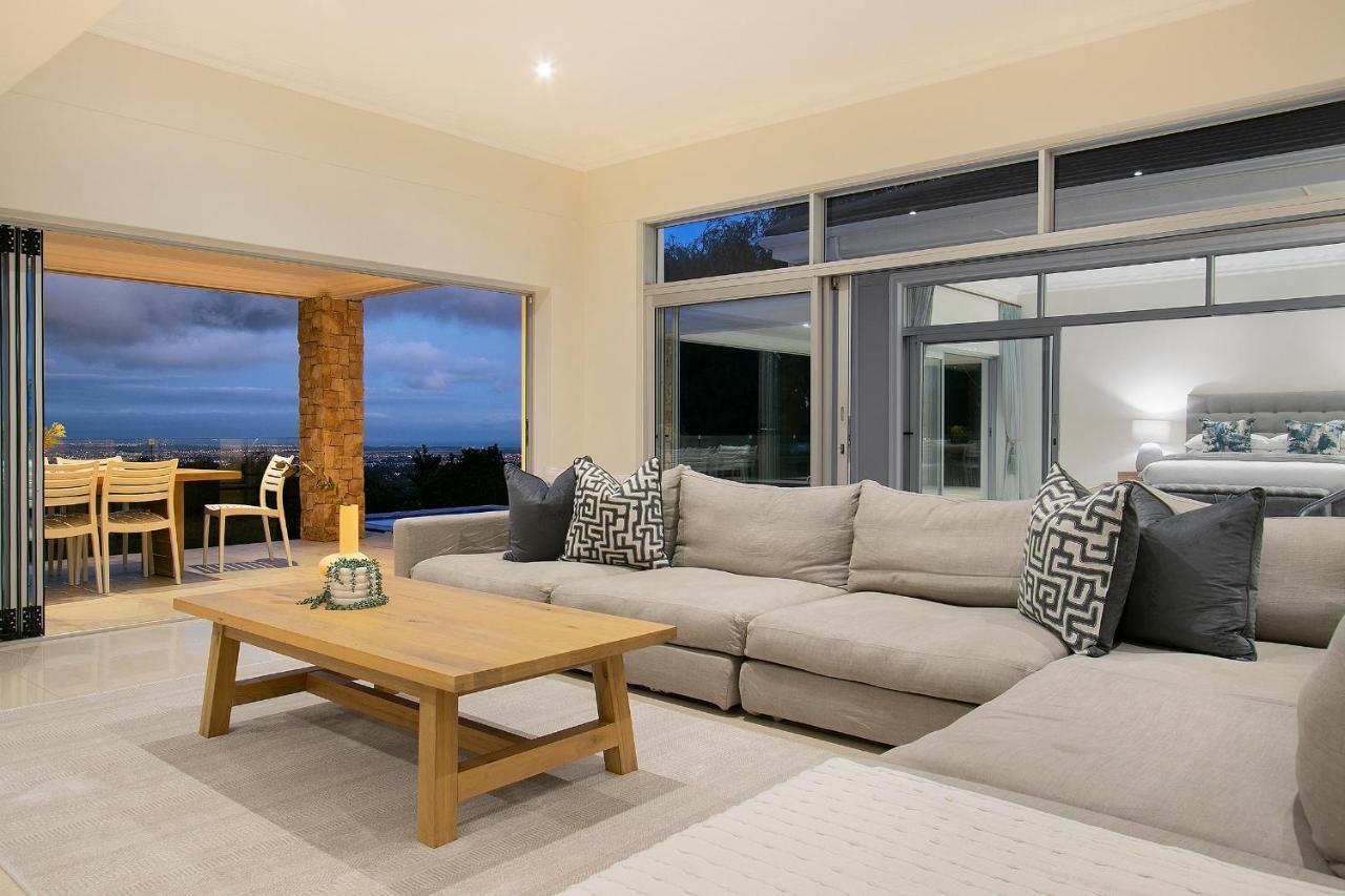 Luxury Serviced Mountain Villa In Constantia Cape Town Exterior foto